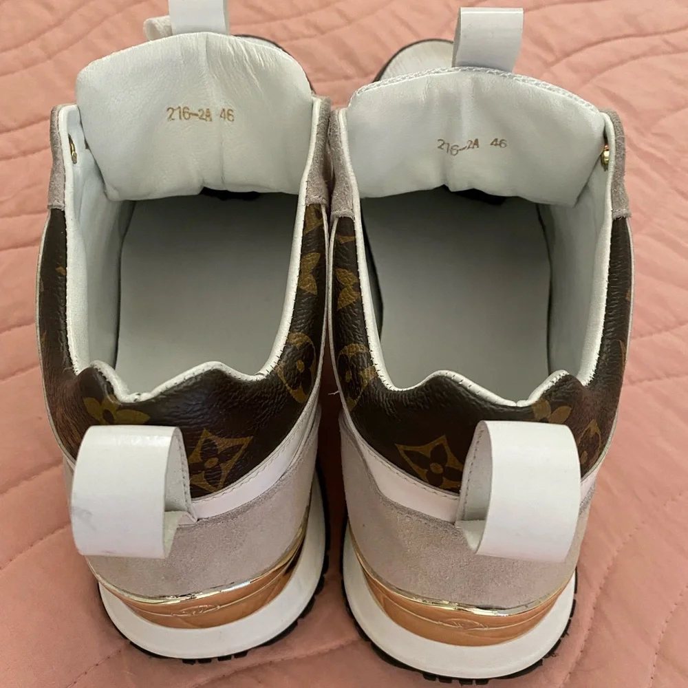 Louis Vuitton sneakers - Picture 3 of 4